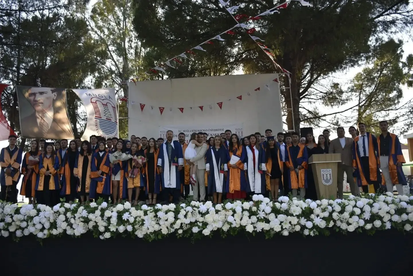 Köyceğiz Meslek Yüksekokulu’nda mezuniyet töreni yapıldı