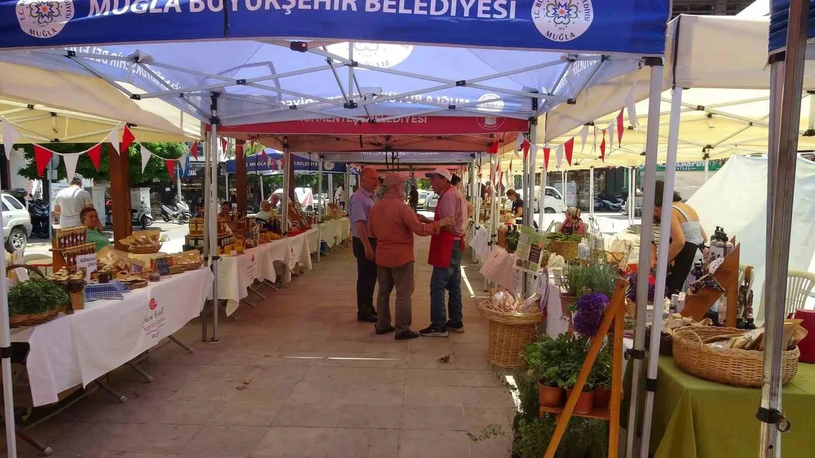 Menteşe Kurşunlu Meydanı’nda Slow Food Şenliği düzenlendi