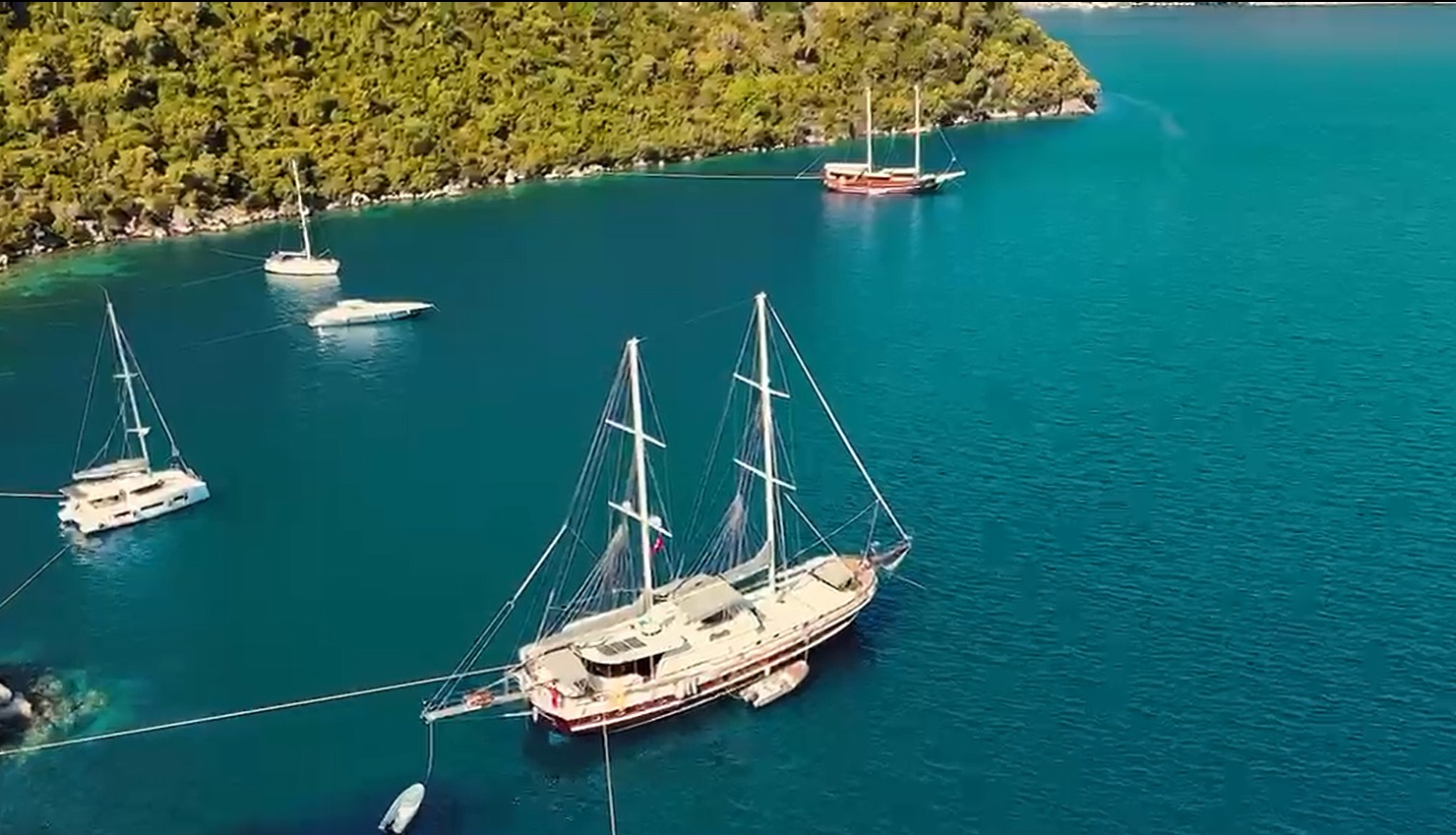 Five-star blue cruise from Marmaris to world-famous bays