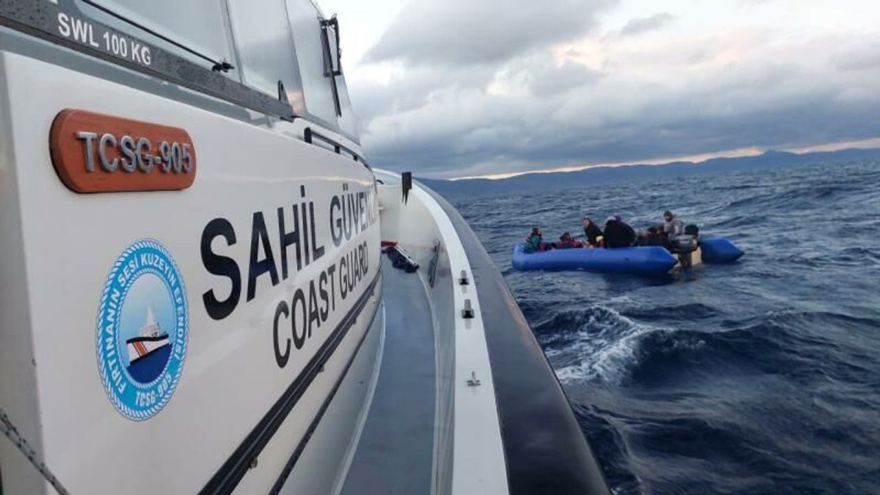 Sahil güvenlik gemi ve botları 24 limanda ziyarete açılıyor