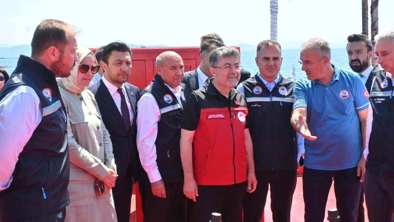 Bakan Yumaklı Milas'ta Su Ürünleri Tesisini İnceledi