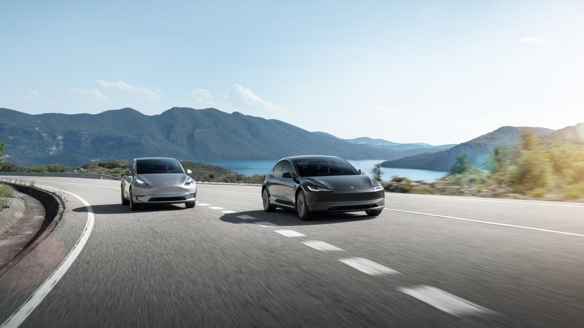 FSD yazılımı HW3 donanımlı Tesla araçlarına gelecek mi? Cevabı Tesla bile bilmiyor