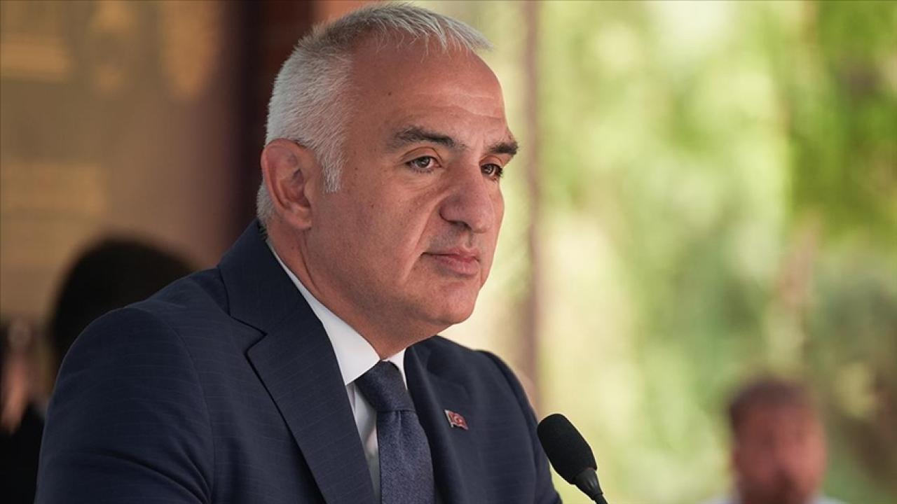 Bakan Ersoy: Kurban Bayramı tatilinin 9 gün olması turizm açısından olumlu olur