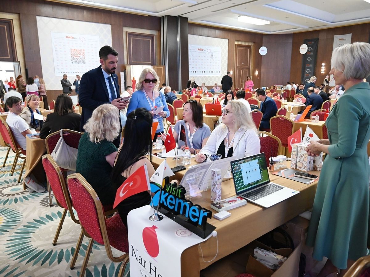 Kemer’de turizm zirvesi: 20 ülkeden 650 acenta bir araya geldi