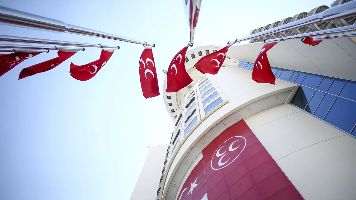 Ula’da nöbet değişimi... Mehmet Ali Güç görevden alındı, yeni başkan Yıldıray Ege